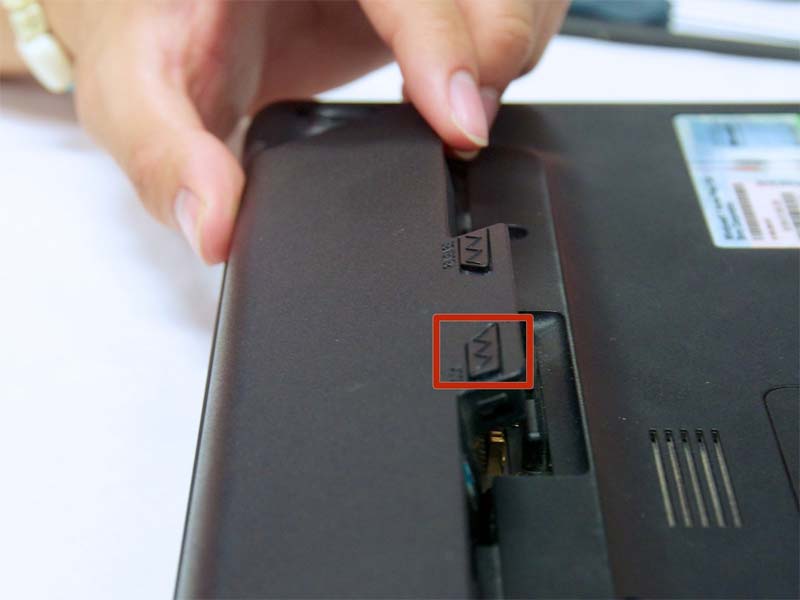 cach-thay-quat-tan-nhiet-tren-sony-vaio-vgn-nw240f-pcg-7184l-h3