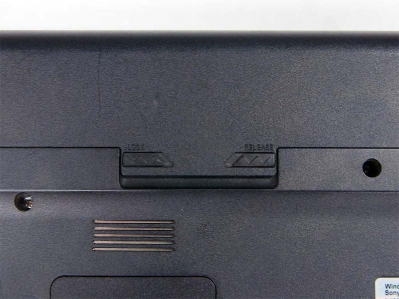 cach-thay-quat-tan-nhiet-tren-sony-vaio-vgn-nw240f-pcg-7184l