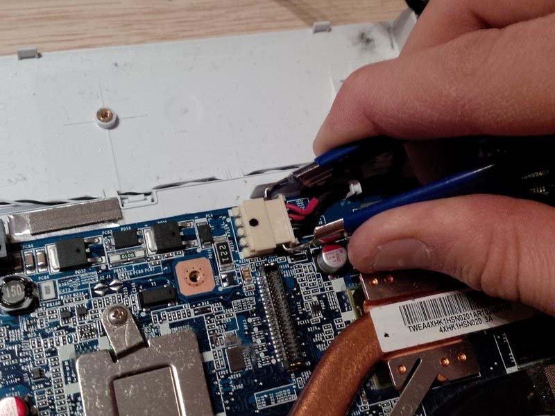 cach-thay-tan-nhiet-sony-vaio-vpceh2k1e-h8