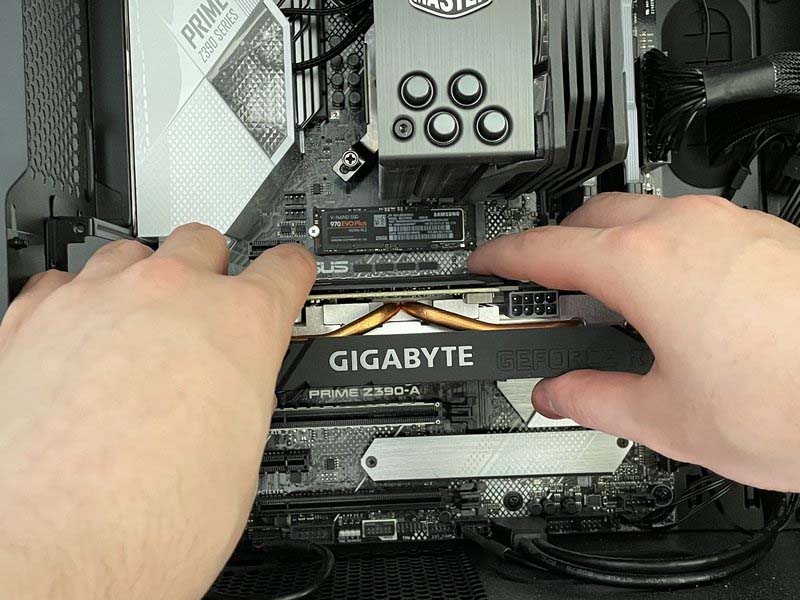 cach-thay-the-card-djo-hoa-gigabyte-geforce-rtx-2060-h6