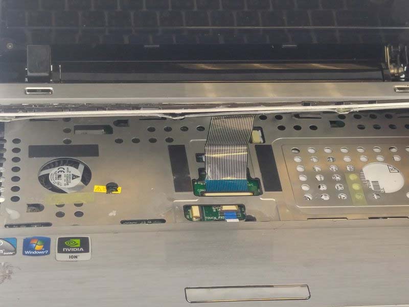 huong-dan-cac-buoc-thay-ban-phim-asus-eee-pc-1201n-h5