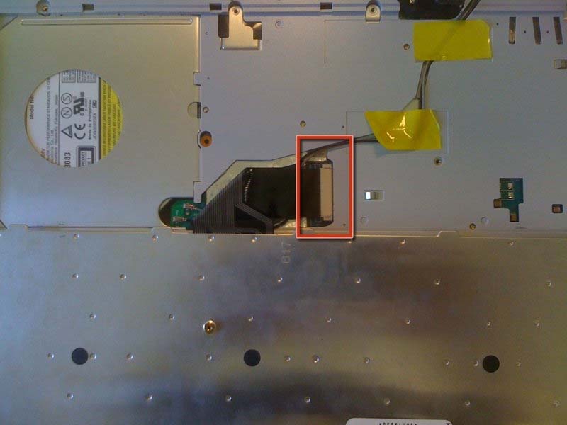huong-dan-cach-thay-ban-phim-laptop-sony-vaio-vgn-fs640-h12