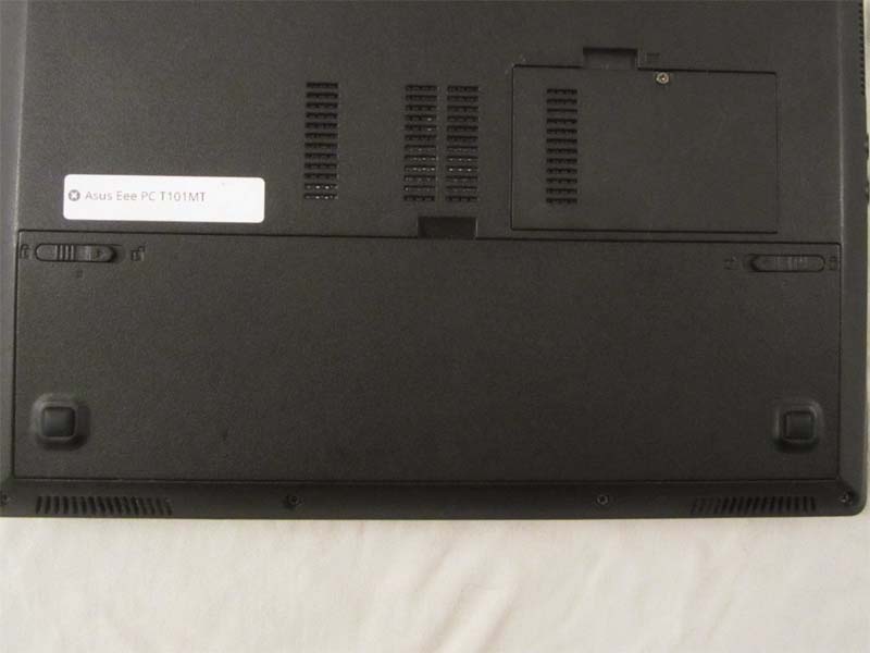 huong-dan-cach-thay-pin-tren-asus-eee-pc-t101mt