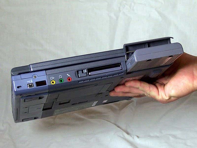 huong-dan-cach-thay-ram-tren-sony-vaio-pcg-f420-h2