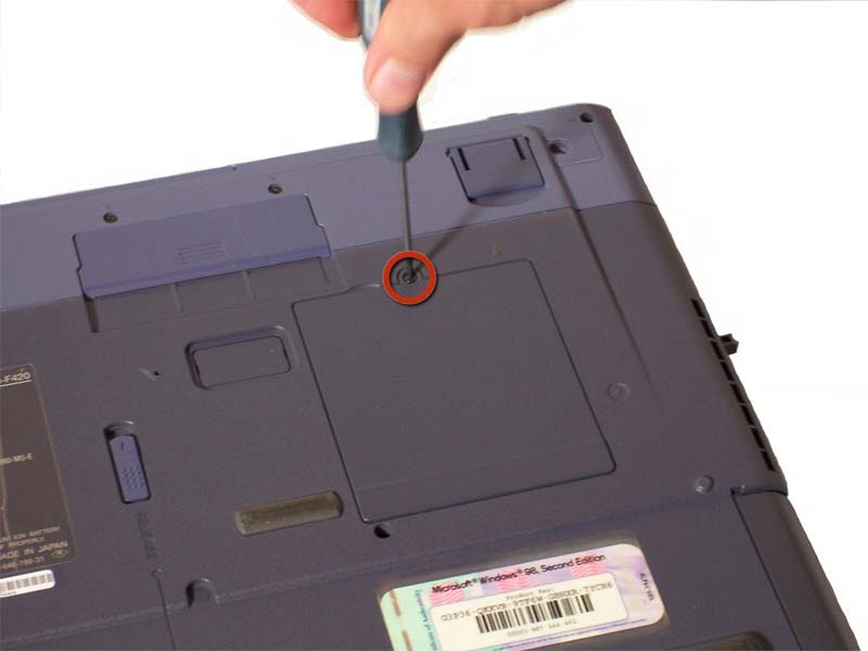 huong-dan-cach-thay-ram-tren-sony-vaio-pcg-f420-h3