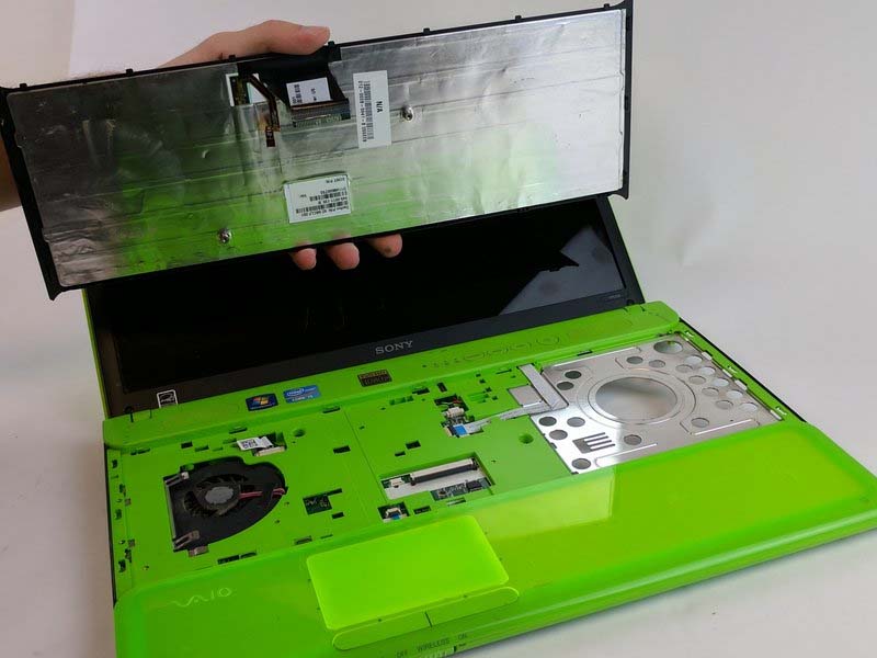 huong-dan-thay-ban-phim-sony-vaio-vpccb290x-h4