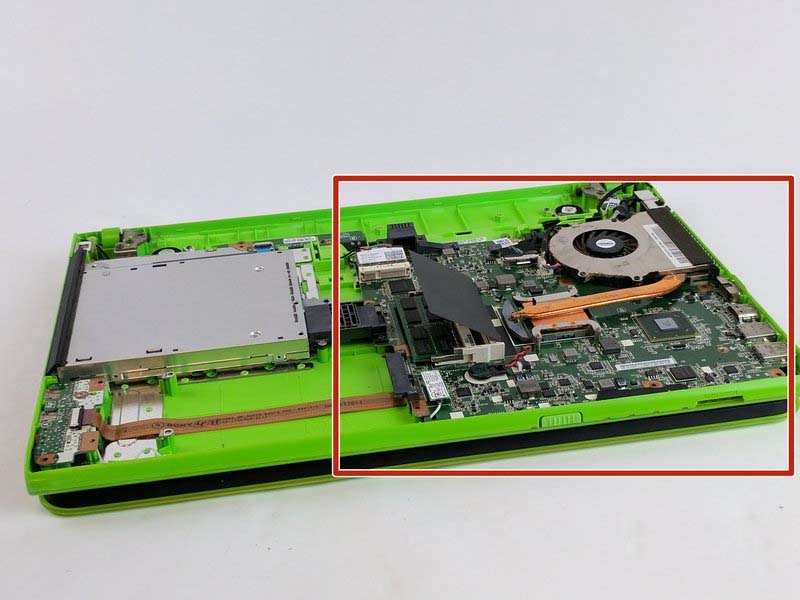 huong-dan-thay-man-hinh-lcd-laptop-sony-vaio-vpccb290x-h6