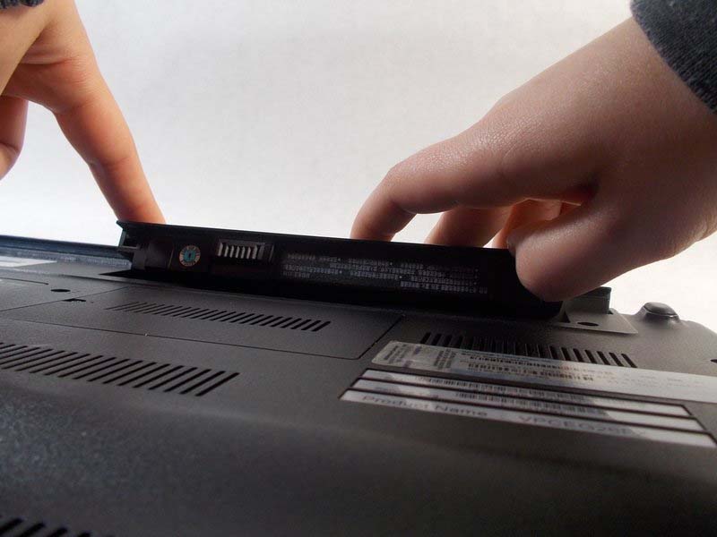 huong-dan-thay-quat-tan-nhiet-sony-vaio-vpceg26fx-h3
