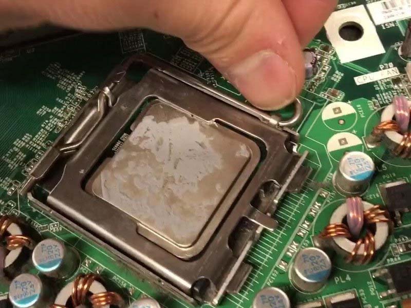 huong-dan-thay-the-cpu-tren-may-tinh-dje-ban-pc-desktop-h5
