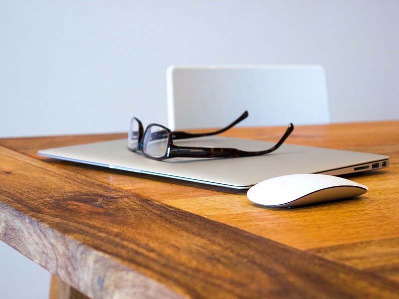 meo-giu-tuoi-tho-cho-laptop-h4