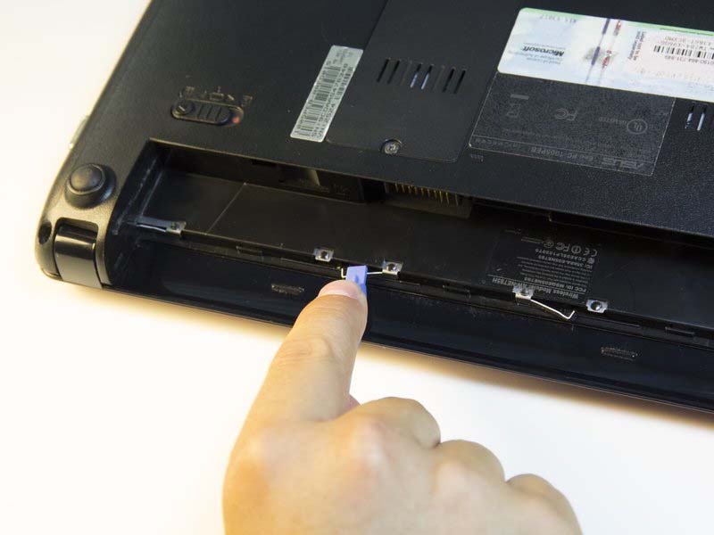meo-thay-ban-phim-asus-eee-pc-1005peb-h6