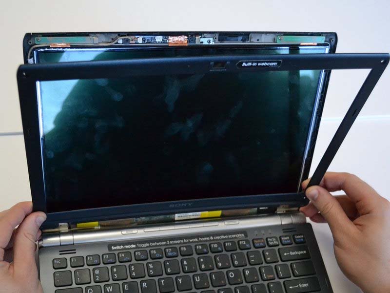 meo-thay-man-hinh-laptop-sony-vaio-vgn-sr140e-tai-nha-h7