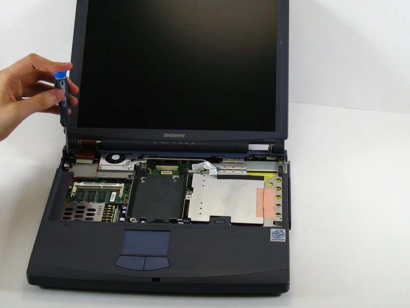 quy-trinh-thay-man-hinh-sony-vaio-pcg-f360-h5