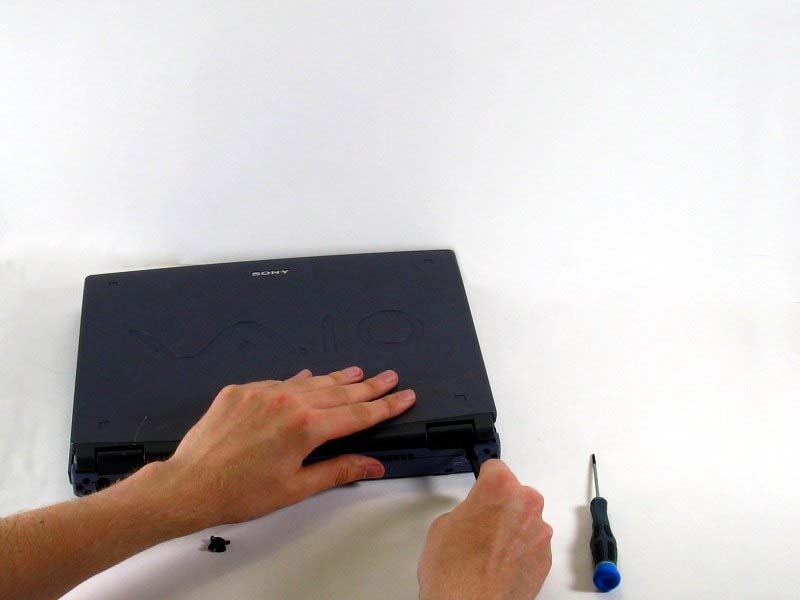 quy-trinh-thay-man-hinh-sony-vaio-pcg-f360