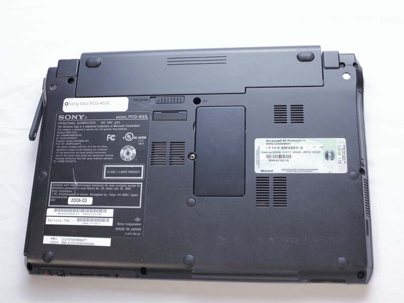 quy-trinh-thay-o-djia-quang-tren-sony-vaio-pcg-4g1l