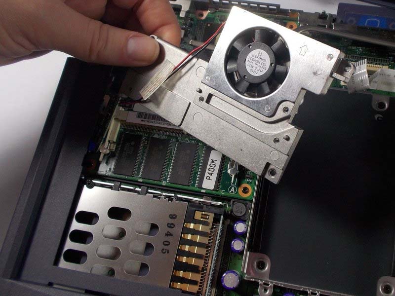 quy-trinh-thay-quat-tan-nhiet-tren-sony-vaio-pcg-f360-h12