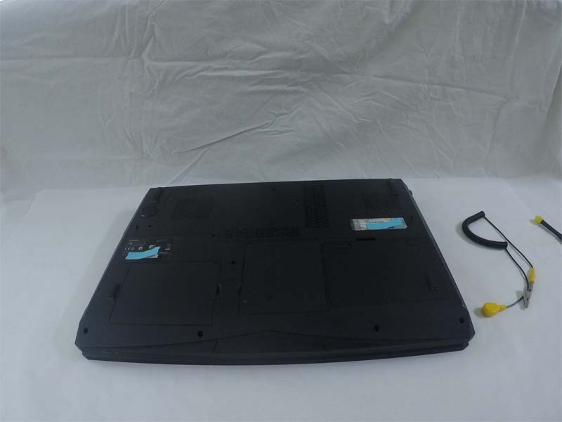 quy-trinh-thay-ssd-msata-cho-origin-eon17-s-chi-mat-vai-phut