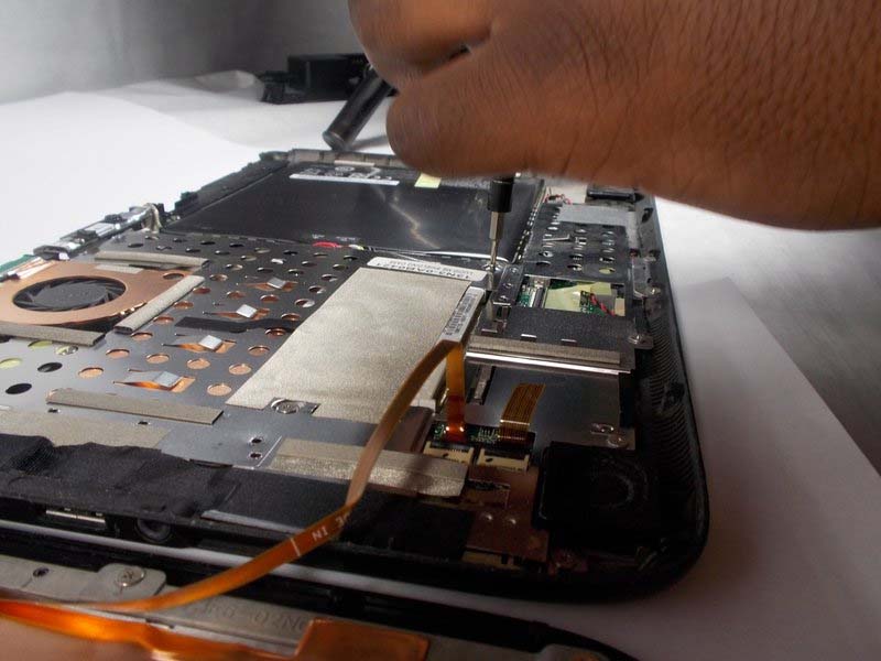 quy-trinh-thay-ssd-tren-exopc-slate-h3