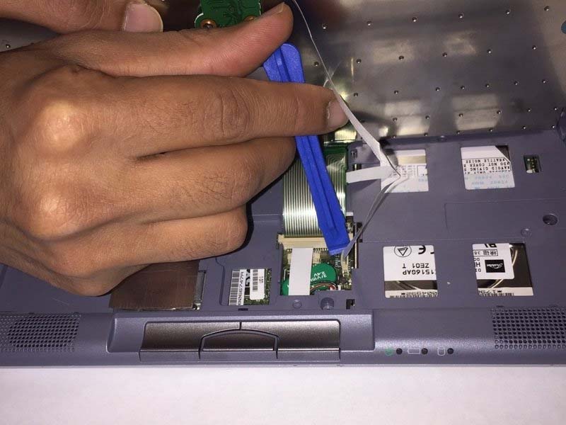 quy-trinh-thay-thao-ban-phim-tren-sony-vaio-pcg-161l-h3