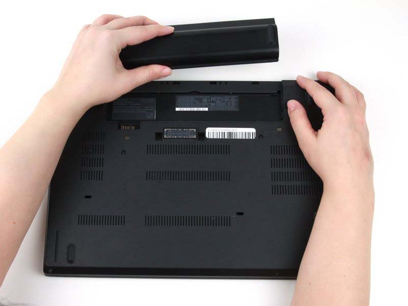 huong-dan-cach-thay-loa-cho-lenovo-thinkpad-t470-h2