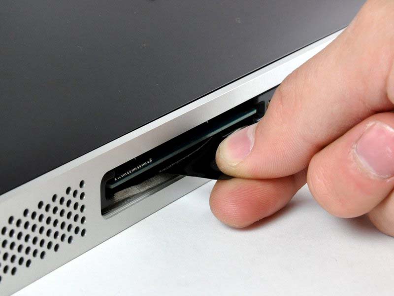 huong-dan-cach-thay-ram-cho-imac-intel-20-emc-2133-va-2210-h2