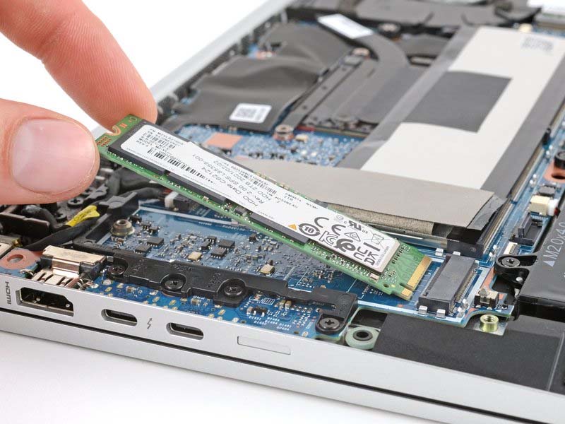 meo-thay-ssd-cho-hp-elitebook-845-g8-nhanh-gon-le-nhat-h10
